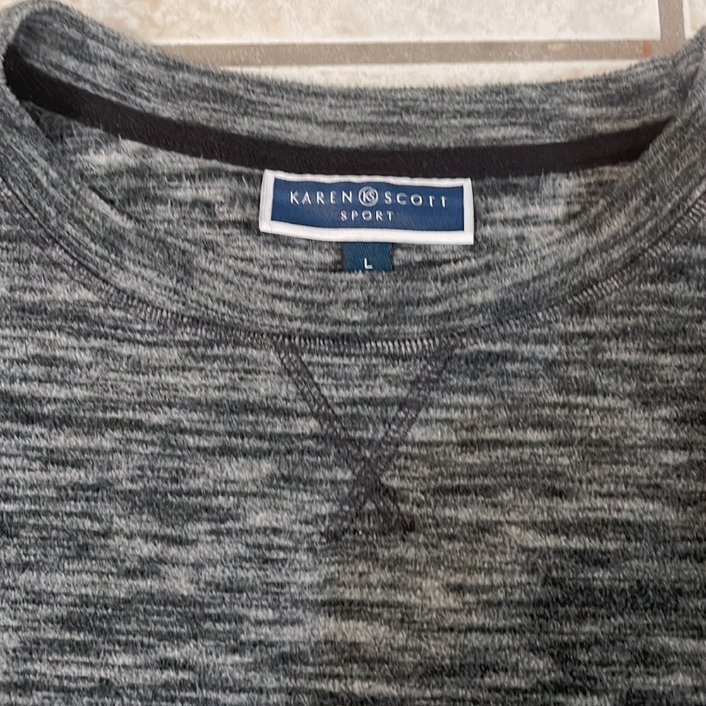 Sweatshirt - Picture 2 of 2